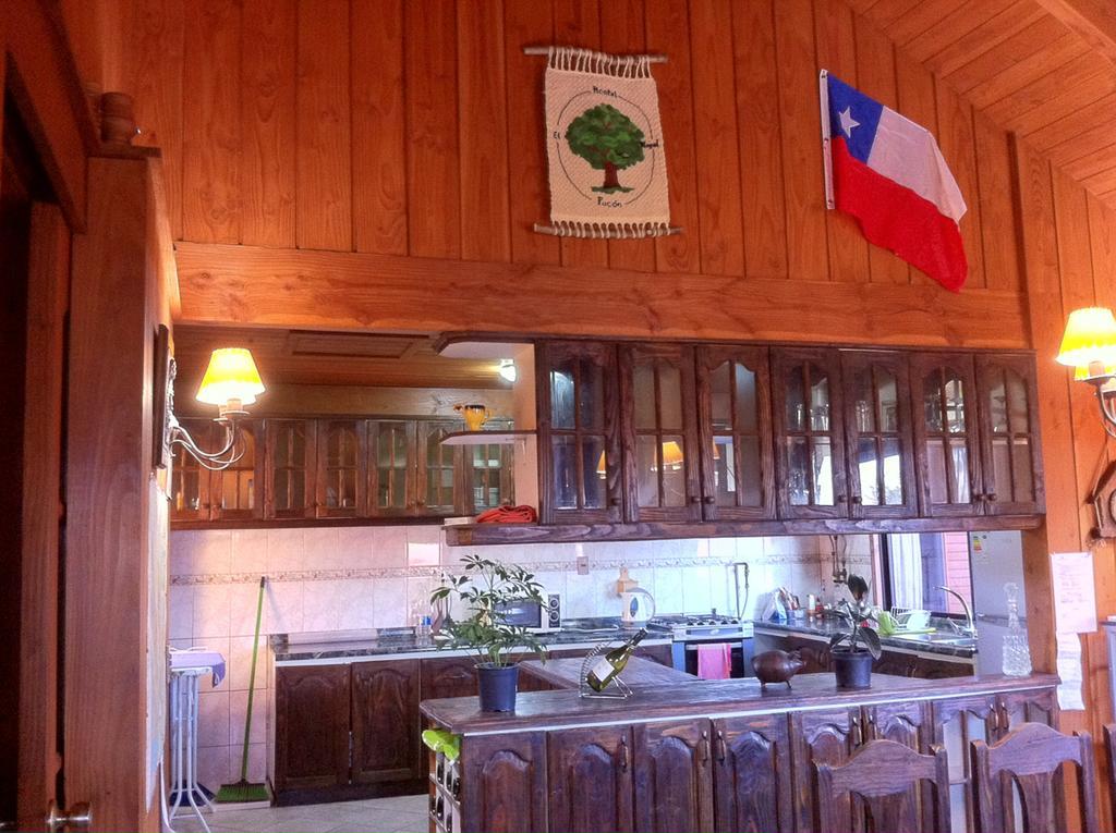 Hostal El Nogal Pucón Екстериор снимка