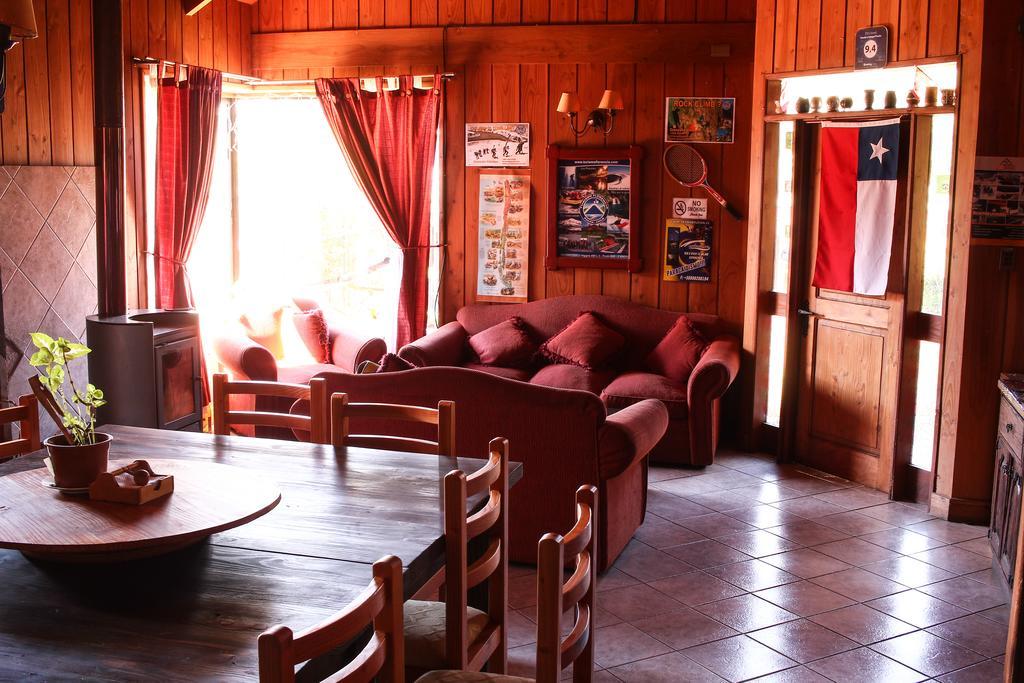 Hostal El Nogal Pucón Екстериор снимка