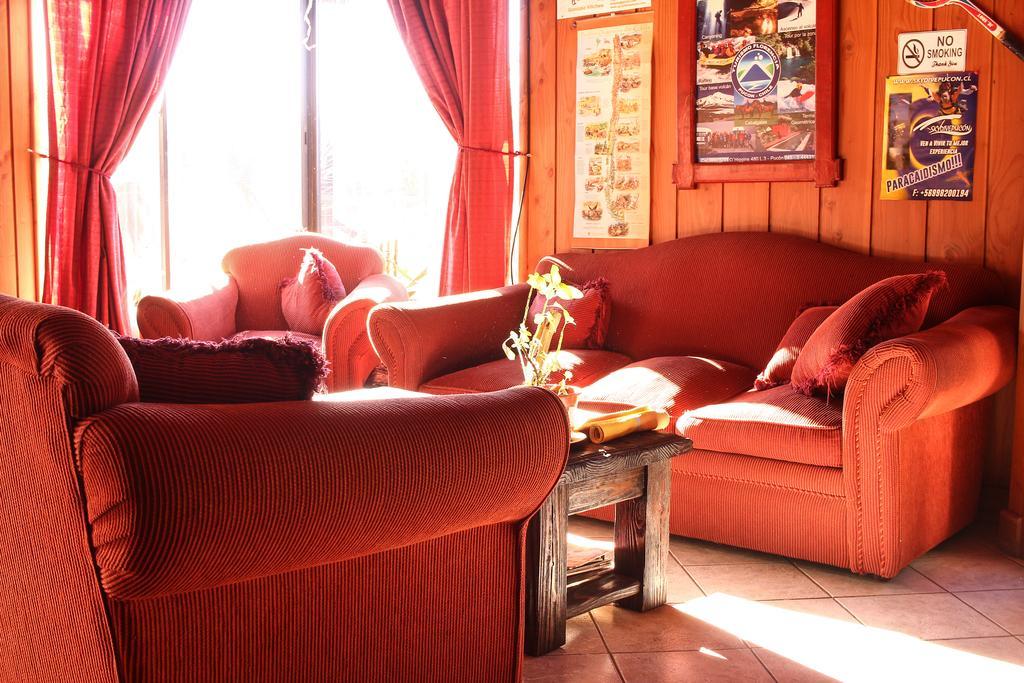 Hostal El Nogal Pucón Екстериор снимка