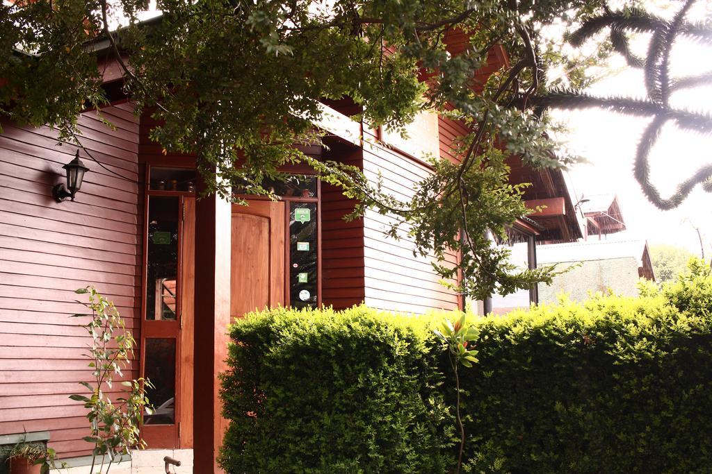 Hostal El Nogal Pucón Екстериор снимка